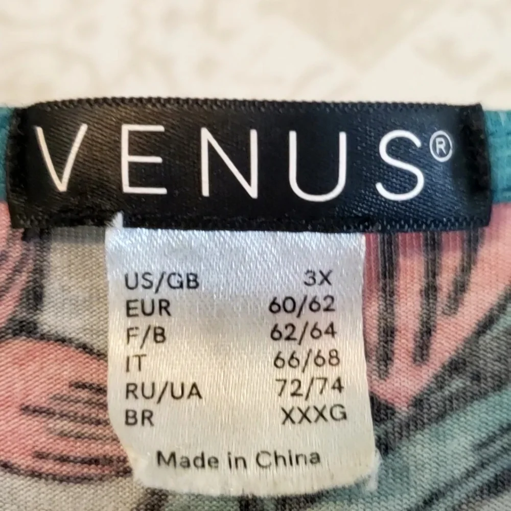 VENUS 3X Ruffle NightGown - Picture 5 of 8